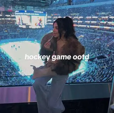 what id wear as a hockey wag #bestiedate #OOTD #hockeygameoutfit #winterstyle #winteroutfitideas 