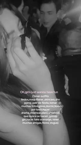 Girls just wanna have fun🪩🍸                       #viral #girlslife #vogue #viralvideo #tiktok #fashion #makeuptutorial #xyzbca #xzbcya #dance #fiestas #babynetflix #fypシ #fypシ゚viral #parati 