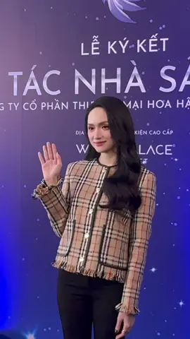 Hương Giang và Dược Sĩ Tiến chính thức là Nhà Sản Xuất của Miss Universe Vietnam  💙  #huonggiang #dstentertainment #hgstargroup #huonggiangentertainment #missuniversevietnam #muvn #tiktokgiaitri 
