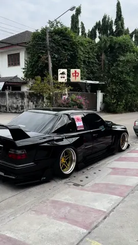 Black or Red🖤❤️  #อย่าปิดการมองเห็น #อย่าปิดการมองเห็นหนู #อย่าปิดการมองเห็นผม #เทรนด์วันนี้ #w124 #benz #amg #รถซิ่ง #รถ90s #mercedesbenz #cars #benzw124 #2jz #รถสวย #black #แต่งรถ  #kengbenzdang 