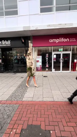 alright then #southampton #treelady #southamptonhighstreet 
