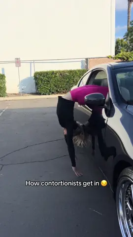 Conventional is boring 🤪🥨 #contortion #cartok #fancycar #twins #sofiedossi @Sofie Dossi 