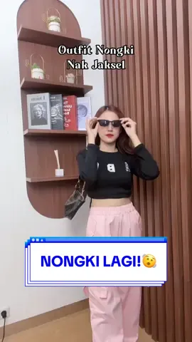 Outfit nongki ala nak jaksel katanya ya🫣❤️‍🔥  #nuritari #Belilokal #BelanjaDiTiktokLagi #cargopants #croptop 