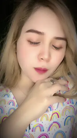 Selamat malam😘💕 paling ngak bisa klo dengar lagu enak begini halu ku langsung kumat 😍💕 #humtodeewanehueyaar #bollywoodsong_ #indiasongs #fypシ 