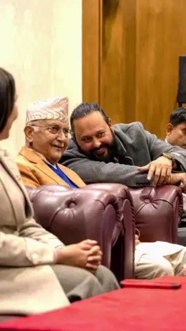 Tending..?🙂😹#viralsong #fyp  #ramitdhungana #100k+Follower 😘 #pleasesupport #tiktokfamily #fypシ 