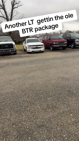 Love helpin my homies out especially ones that actually know how to detail and do a GOODer job 😂IYKYK Go follow my dude @Bradley Johnston hes the best around! #gm #gmc #cadillac #tahoe #escalade #1500 #2500 #chevy #chevrolet #lowlife #denali #lt #ls #lsx #dod #afm #delete #technician #mechanic #mechanicsoftiktok #mechaniclife #dieselmechanic 