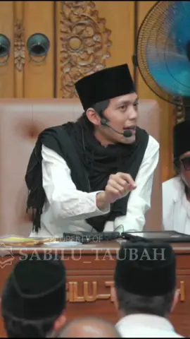 Ojo gampang dolanan ati #dekenganepusat #gusiqdam #gusiqdamvirall #gusiqdammuhammad #dawuhgusiqdam #gusiqdammuhammadkholid #stpusat #markassabilutaubah #strasepele #bismillah #fyp 