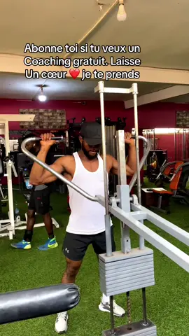 Aidez moi à atteindre 10k en partageant mes vidéos. Merci #1 #Fitness 
