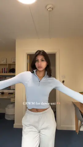 happy monday #grwm #grwmfordance #getdressedwme #dancer #dancerlife #dancefit #danceoutfit #danceootd #danceschool #danceuniversity #dancecollege #dancersoftiktok   