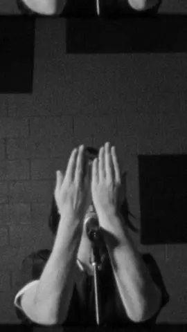 Orlando tonight and tomorrow Video by @ebruyildiz  #tliiasawmitski #thelandisinhospitableandsoarewe #mitski #mitskitour #mitskitour #tliiasaw