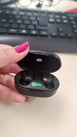 Fone De Ouvido Sem Fio E6s #FoneDeOuvidoSemFio  #E6S  #QualidadeDeSom #ConectividadeBluetooth #TecnologiaSemFio  #ExperiênciaSonora  #GadgetSemFio  #FoneBluetooth #shoppe #achadinhos