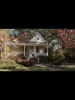 Forever one of my favorite movie endings ❤ #marvel #steggy #steverodgers #peggycarter #captainamerica #chrisevans #hayleyatwell #itsbeenalonglongtime #avengersendgame 