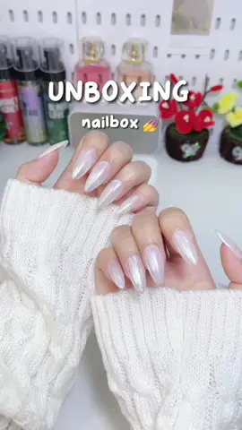 Nailbox xinh 💅 #nailbox #nailboxthietke #nailboxvn #nailbox xinh bling #xhtiktok #nailboxgiare #nailboxdep #unboxing #xuhuong #thaothichriviu #viral #fyp #trending #foryou 