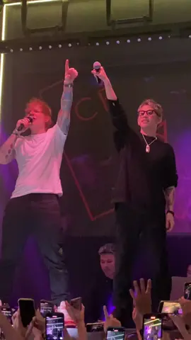 Ed Sheeran×TakaのWherever you are😭😭 この空間に入れて本当に幸せです。#oneokrock #taka #edsheeran #celavi 