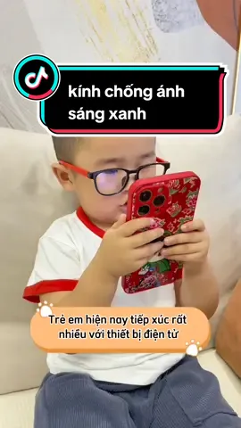 Kính chống cận và ánh sáng xanh cho bé#mebimsua #yeucon #mevabe #xuhuong #baby #nuoicon #chamcon #reviewmevabe 