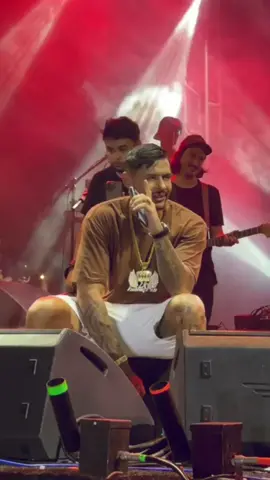 Essa é a música de 2024. *O importante é ser feliz* Não canso de escutar essa música é parece que o Hungria também não. #importanteeserfeliz #lucennajr👊🤠💥 #hungria #nordeste #lyrics #vaiprofycaramba 