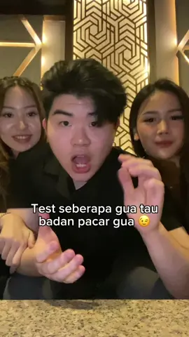 yang gua bisa rasakan cuman hawa cegil 😫 #enricovirly #coupletok #couplecomedy #couplechallenge #Relationship #relationshipgoals #fyp 