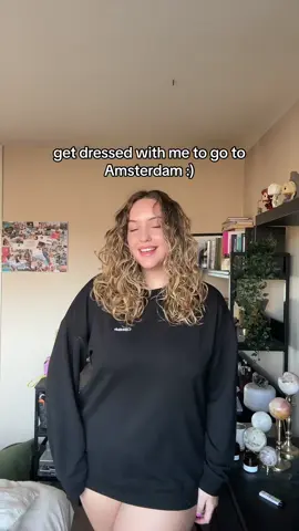 get dressed with meeeeeee :) still feeling a lil sick but a lot better already 🤎 #getdressedwithme #grwm 