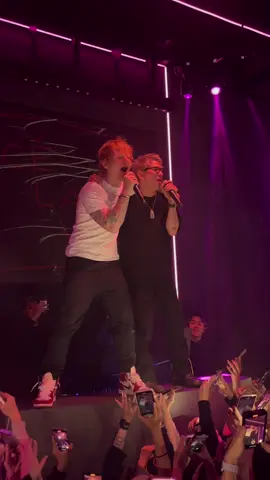 お待たせしました！昨日のエド・シーランとTaka主催のプライベートパーティの「wherenever you are」の1番です😭✨️ 幸せのおすそわけです！！！ #エド・シーラン #Taka #edsheeran 