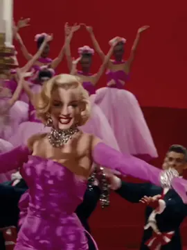 #marilynmonroe #marilynmonroeedit #мерилінмонро #50sfashion #50s #60s #hollywoodstars #oldcinematime #рекомендації #recommendations #oldhollywoodedit #hollywood 