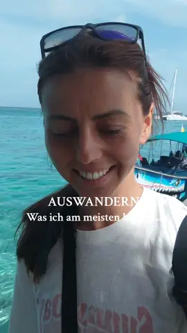 OK, nein, bereuen tue ich es nicht. Ich bzw. mein Mann und ich - wir waren vorher einfach noch nicht so weit. Da gehört viel zu. Und ich bin so froh, diesen Schritt gegangen zu sein 😊 Bereut hätte ich es nur, wenn ich es niemals probiert hätte. #panama #reisetipps #traveltips #livingmybestlife #auswanderer #auswanderung #auswandernwohin #rausausdeutschland #panamacity  #rausausdemhamsterrad #lebenimausland #lebeninpanama  #ohwieschönistpanama #auswandernausdeutschland 