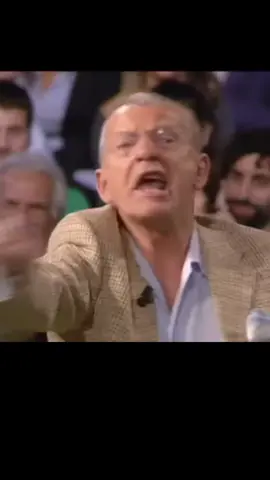 Quando Aldo Busi inveí contro Berlusconi e la Gelmini #aldobusi #piazzapulita #politica #Italia #gelmini #tvshow #perte #neiperte #voliamoneiperte #voliamoneixte✈🦁 