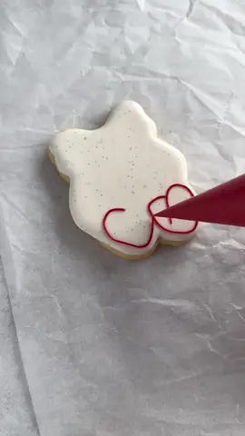 🍒🎀  #cookiesoftiktok #cookiedecorating #cookiedecoratingvideos #royalicingcookies #decoratedcookies #sugarcookies #bakingtiktok 