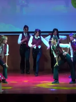 Erine JKT48 {Intro} Dice By NMIXX. [ #erinejkt48 #catherinavallencia #jkt48 #fjkt48 #nmixx #nswer #dancecover #kpop #idol ] 