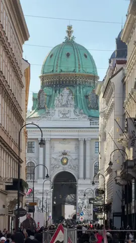 Vienna, Austria ❤️🇦🇹 #vienna #wien #austria #wien🇦🇹 #viennacity #viennaspots #viennatips #viennaguide #viennaaustria #osterreich #österreich🇦🇹 #österreich #bécs #viennaubahn #viennametro 