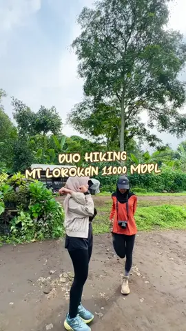 Random banget tiba