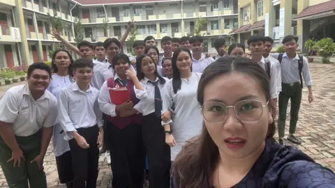 Batch SPM 2023 Selesai Peperiksaan BM 🙌🏻 Tahniah anak2 5D.  Teruskan berjuang untuk subjek lain 🩵 #SPM2023 #BMSPM