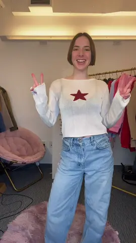 ⭐️ This new sheer top is EVERYTHING ⭐️ 