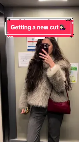 Getting a new cut ❤️🦋 #shqip #pertyy #pertyyshqip #albaniangirl #pertyshqip #albaniangirls #pastrojmeshtepine #vajzatshqiptare🇦🇱 #floketeshendetshem #floketegjate #flokekacurrela #floketegjattebukur #mariadenito #presimfloket #shqip #pertyyyy #floketegjattebukur #floketebukura 