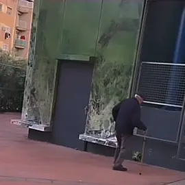 Football is life ⚽❤️#oldman#football#oldmankickingball#footballislife