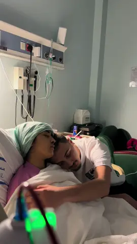 اللهم إشفي زوجتي وإشفي جميع المرضى المسلمين 🤲💔