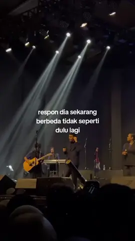 kenapa?? #tulus #storywa #galaubrutal #sadstory #fypシ #soundsad #katakata #sadvanz 