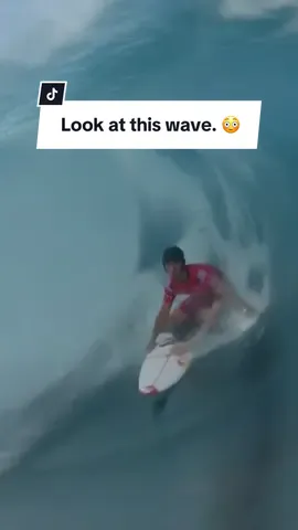 @griffin_cola showing up. 🔥  Catch the @Lexus #PipePro LIVE on worldsurfleague.com. @YETI 