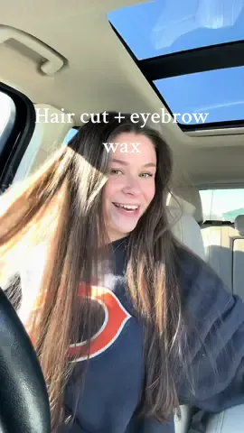 Nothing like a fresh trim!💇🏻‍♀️🎀✨🫶🏼 #haircut #minivlog #eyebrows #wax #trim #sick #dayinmylife #cleangirl #hair #collegelife #viral #fyp 