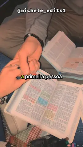 Apenas ore e espere no tempo de Deus 🙌🏼❤️ . . . . . . #casalcristao #gospelvideos #fyp 