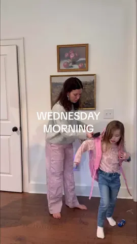 GOOD MORNING💖🌤️🍓✨back on the 5am train☕️been going to bed at 9:45ish:) #momoffour #morningroutine #morninginmylife #MomsofTikTok #trending #dayinmylife #ditlofamom 