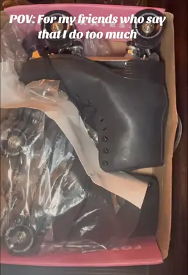 Last year this time, I could barely move my body. I’m 61lbs ⏬️. and my body feels amazing. I will do everything that my heart desires. I set a goal to learn how to skate again in 2024. First step- buy the skates, now I’m ready for classes to start in a few weeks #candiceannjourney #weightlosscandiceann #learninghowtoskate #skatingover40 #moveyourbody #doyou 