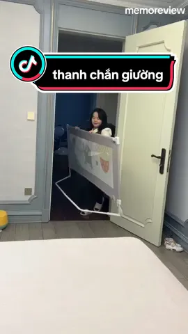 Nhất định phải có thanh chắn giường để bảo đảm an toàn cho con và ba mẹ yên tâm hơn#reviewmevabe #chamcon #nuoicon #baby #xuhuong #mevabe #yeucon #mebimsua 