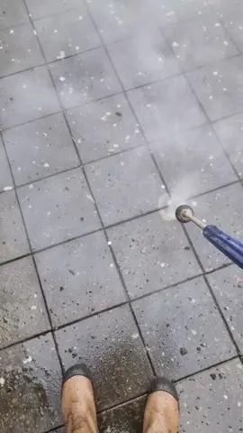 #CleanTok #cleaning #clean #powerwashing #superclean #mr_powerwash #odlysatisfyingvideos #satisfying #tiktoknl #pressurewashing #satisfyingvideo #tiktok #cleanpedia 