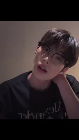 The way he rolls his eyes... #ateez #songmingi #mingiateez #송민기 #민기 