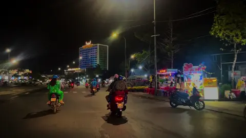 Cà Mau hôm nay có không khí tết rồi nha mn,cảnh chill quá xá chill luôn nè🤭✌️🥰#xuhuongtiktok #chill #quêtôi #tết #cảnhđẹpthiênnhiên #fyp #idolface #mientay #69camau ✌️🥰❤️❤️❤️❤️❤️