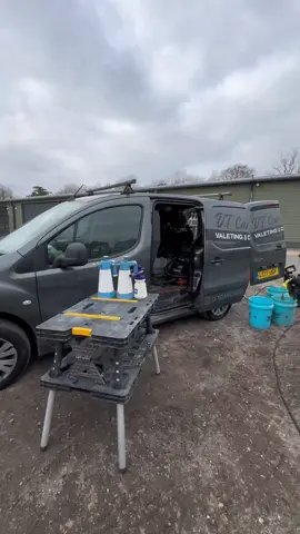 As promised, an in depth clean of this lovely Range Rover 🚗 #rangerover #mobilevaleting #mobiledetailing #carvaleting #cardetailing #hertfordshire #carwash #carwashing #foryou #fy #foryoupage #fyp #trends #trending #trend #valetingbusiness 
