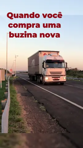 Quando o barato sai caro 🤦‍♂️🤦‍♂️ 📢 Mas aqui todas as buzinas são certificadas, e o mais importante: POTENTES!! 📢 #buzina #autopeças #automotivo #caminhão #caminhoneiro #ml #ecommerce #vendasonline #buzinamarítima #engraçado #humor #vidanaestrada #videodecaminhão