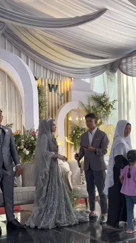 wishlist aku speech di wedding kka, semua ucapan terimakasih aku ungkapin di wedding kaka, huaa dr awal bikin uda gemeter smpe dibacany juga gemeter haha #fypシ #weddingspeech 
