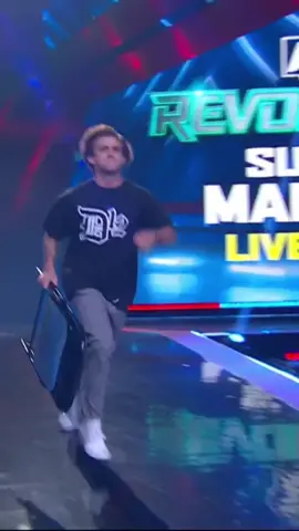 FTW Champion #HOOK went after #BrianCage last night on #AEWDynamite ! #aew #allelitewrestling #prowrestling #swervestrickland #robvandam 