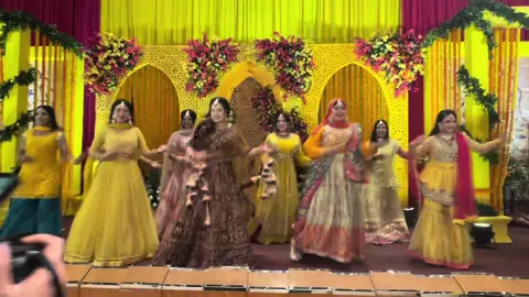 Just another dance video with the bride ✨❤️  #holudnight #holuddance #holuddanceperfomence #holud_ceremony #holudbride #haldiceremony #haldinight #haldifunction #weddingtiktok #weddingtok #weddingseason #weddingdresses #dance #legenga #bride #brideperformance #bdmuser #bdtiktokbangladesh #tushra__ #unfreezemyaccoun #abczyx #explorepage✨ #explore #fypppppppppppppp #fypfypfypfypfyp #fypviralシ゚ #4upageonly #4up #foryoupage❤️❤️ #foryourpages #tiktokawardceremony @✨𝓗𝓾𝓶𝓪𝓲𝓻𝓪 𝓚𝓱𝓪𝓷 ✨ 